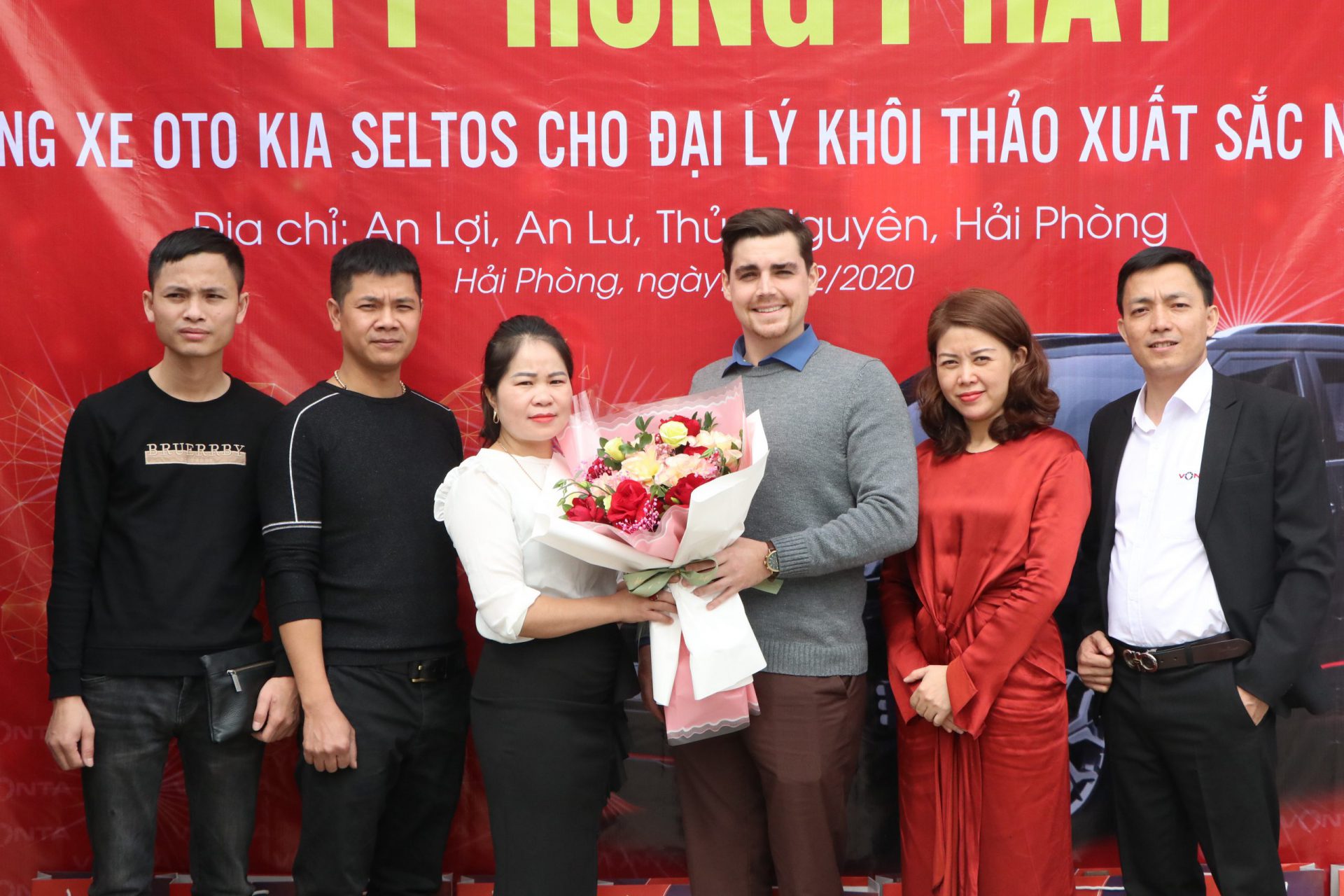 trao giải đại lí