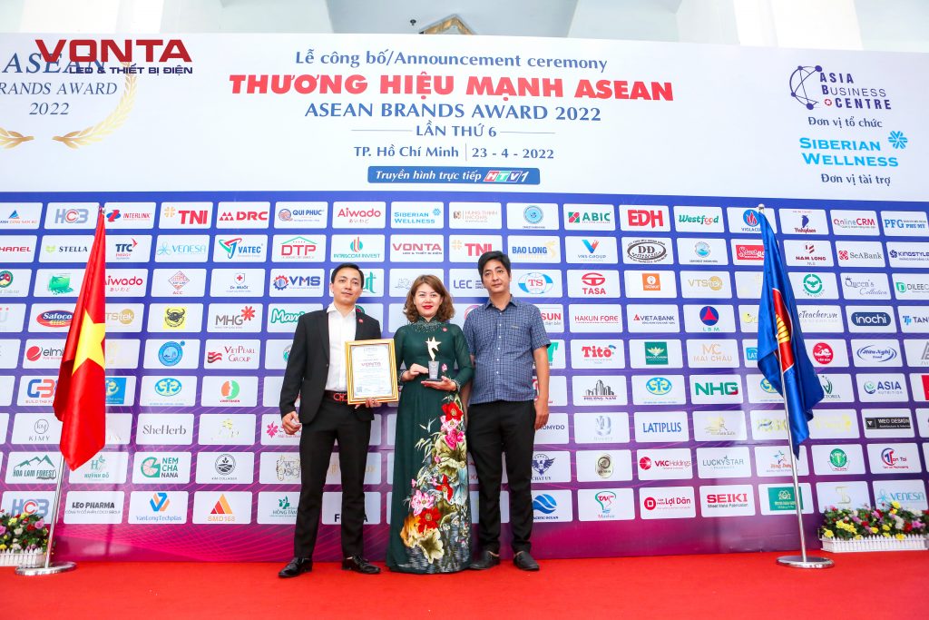 VONTA VIỆT NAM TỰ HÀO NHẬN VINH DANH TOP 10 THƯƠNG HIỆU MẠNH ASEAN - ASEAN BRAND 2022 VONTA VIỆT NAM TỰ HÀO NHẬN VINH DANH TOP 10 THƯƠNG HIỆU MẠNH ASEAN - ASEAN BRAND 2022